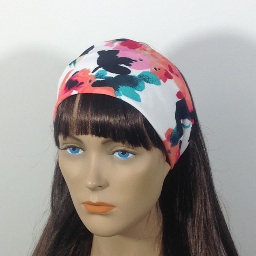 Women’s wide headband